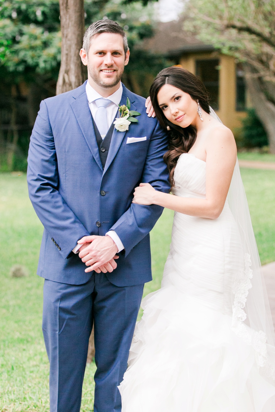 gardens-at-old-town-helotes-wedding-pictures_0848