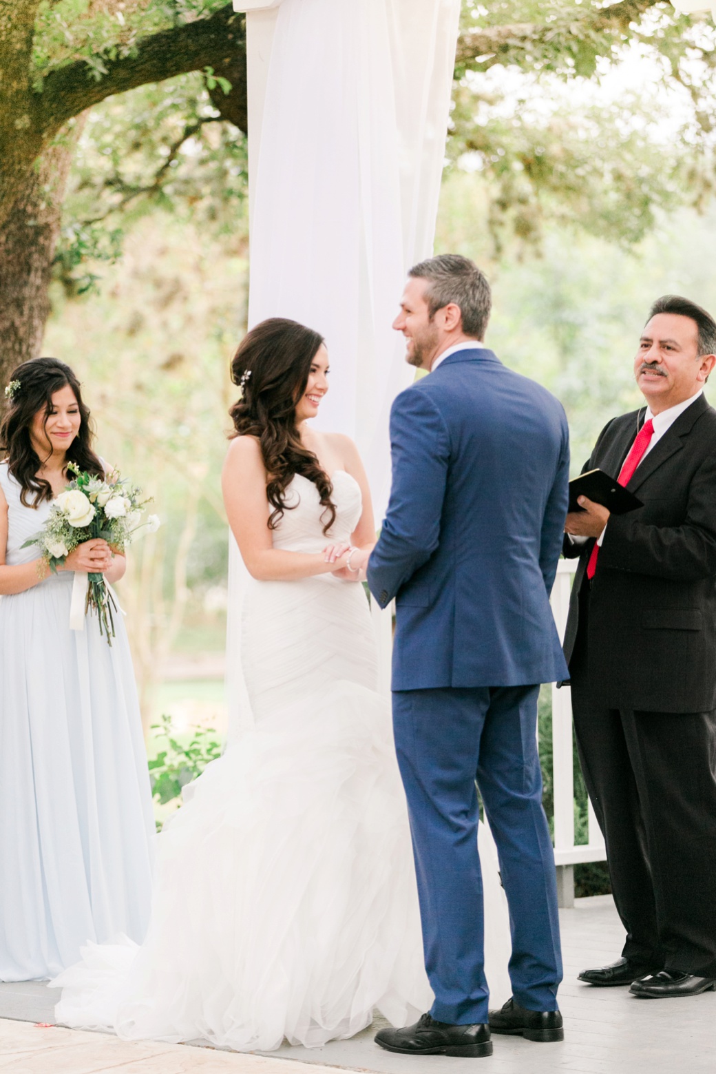 gardens-at-old-town-helotes-wedding-pictures_0877
